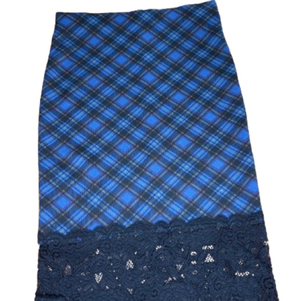NWT forever 21 Blue black Plaid Skirt with Lace Trim